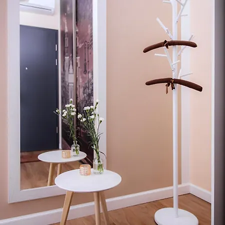 Bimba & Free Parking *