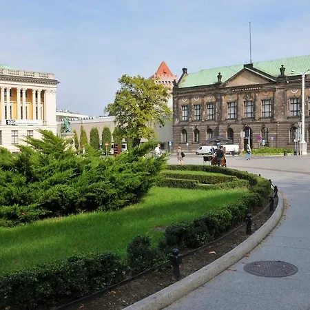 Bimba & Free Parking *