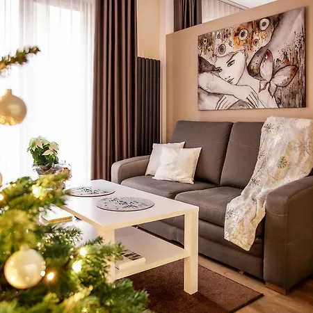 Bimba & Free Parking *